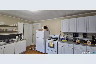 7 Broad Street, Norwich, CT 06360 - Photo 4