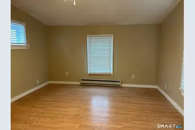 7 Broad Street, Norwich, CT 06360 - Photo 12