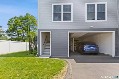110 Berwick Avenue #110, Fairfield, CT 06825 - Photo 2