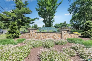 493 Pawnee Ln, Stratford, CT 06614 - Photo 30