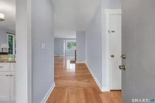 493 Pawnee Ln, Stratford, CT 06614 - Photo 2