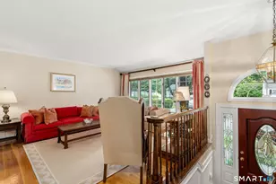 208 Sigwin Dr, Fairfield, CT 06824 - Photo 8