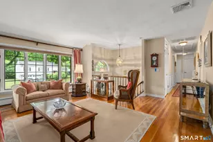 208 Sigwin Dr, Fairfield, CT 06824 - Photo 6