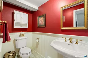 208 Sigwin Dr, Fairfield, CT 06824 - Photo 30