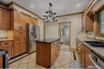 15 Elizabeth Street, Norwich, CT 06360 - Photo 16