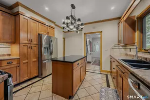 15 Elizabeth St, Norwich, CT 06360 - Photo 16