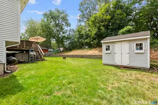 140 Flower Dr, Hamden, CT 06518 - Photo 28