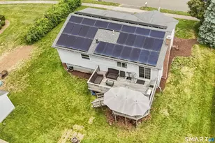140 Flower Dr, Hamden, CT 06518 - Photo 4