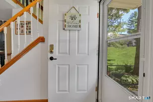 11 Watch Hill Cir, Cromwell, CT 06416 - Photo 4