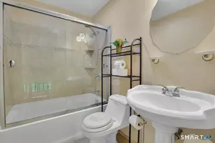 11 Watch Hill Cir, Cromwell, CT 06416 - Photo 28