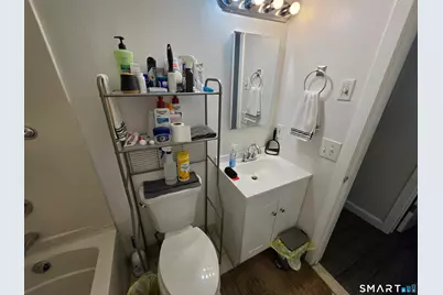 68-70 Morris Street #201, Hartford, CT 06114 - Photo 20