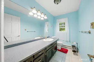 2 Judith Dr, Danbury, CT 06811 - Photo 4