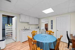 4 Woodbridge Dr, Enfield, CT 06082 - Photo 30