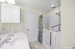 4 Woodbridge Dr, Enfield, CT 06082 - Photo 26