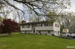 7 Rogers Dr, Danbury, CT 06810 - Photo 1