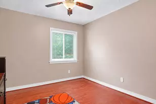 953 Rubber Ave, Naugatuck, CT 06770 - Photo 10