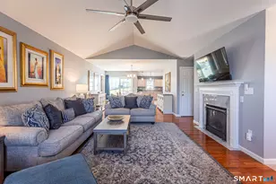 19 Oakview Pl, Vernon, CT 06066 - Photo 2