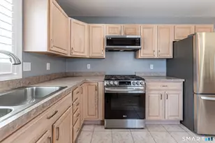 19 Oakview Pl, Vernon, CT 06066 - Photo 10