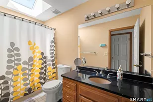52 Elm Meadows, Enfield, CT 06082 - Photo 22