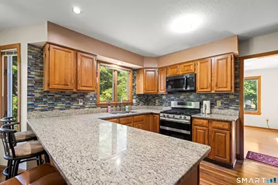 52 Elm Meadows #52, Enfield, CT 06082 - Photo 10