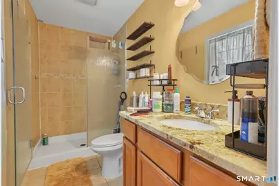 8 Callahan Lane, East Hartford, CT 06118 - Photo 20