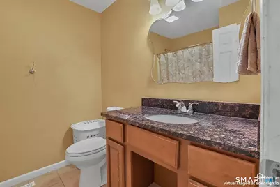 8 Callahan Lane, East Hartford, CT 06118 - Photo 24