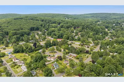 29 Collier Circle, Hamden, CT 06518 - Photo 32