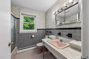 29 Collier Cir, Hamden, CT 06518 - Photo 12