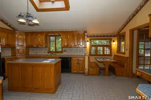 84 Luciano Dr, Southington, CT 06489 - Photo 6