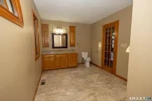 84 Luciano Dr, Southington, CT 06489 - Photo 24