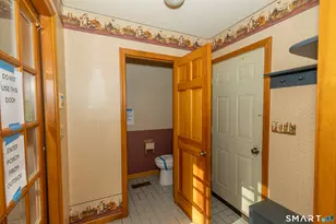 84 Luciano Dr, Southington, CT 06489 - Photo 8