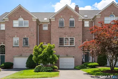 15 Governors Row #15, West Hartford, CT 06117 - Photo 2
