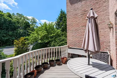 15 Governors Row #15, West Hartford, CT 06117 - Photo 14