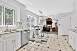 8 Hanover Ln, South Windsor, CT 06074 - Photo 12