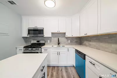 4 Birch Lane #I, East Haven, CT 06513 - Photo 8