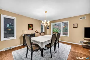 8 Ironwood Rd, West Hartford, CT 06117 - Photo 10