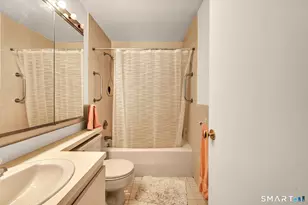 8 Ironwood Rd, West Hartford, CT 06117 - Photo 14