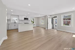 55 Woodlawn Rd, New London, CT 06320 - Photo 6