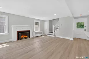 55 Woodlawn Rd, New London, CT 06320 - Photo 8