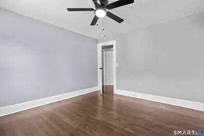 695 West Taft Avenue, Bridgeport, CT 06604 - Photo 24