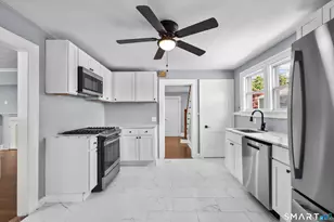 695 W Taft Ave, Bridgeport, CT 06604 - Photo 14