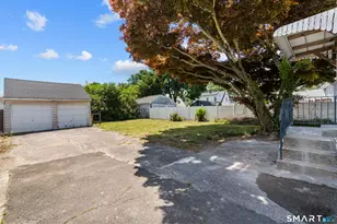 695 W Taft Ave, Bridgeport, CT 06604 - Photo 6