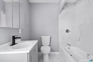 695 W Taft Ave, Bridgeport, CT 06604 - Photo 20