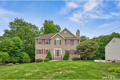 30 Bridle Trail Drive, Naugatuck, CT 06770 - Photo 2