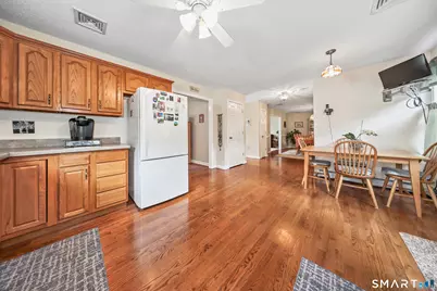 30 Bridle Trail Drive, Naugatuck, CT 06770 - Photo 8