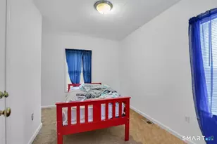 18 N 3rd St, Meriden, CT 06451 - Photo 8