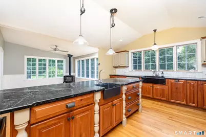 106 Hartland Terrace, Berlin, CT 06037 - Photo 18