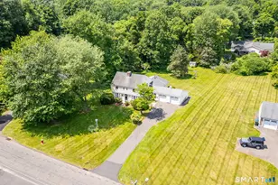 106 Hartland Terrace, Berlin, CT 06037 - Photo 2