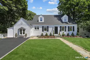 24 Island Hill Ave, Ridgefield, CT 06877 - Photo 2