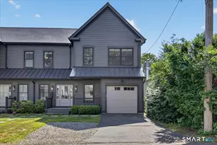 79 Thorpe St, Fairfield, CT 06824 - Photo 32